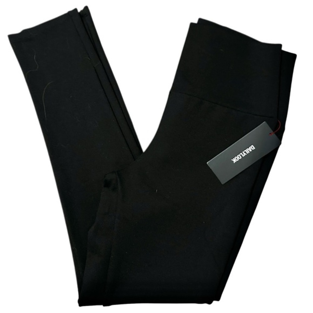 Dailylook NWT Women’s Size L Black Ponte Pull On Slim Skinny Leg Pants